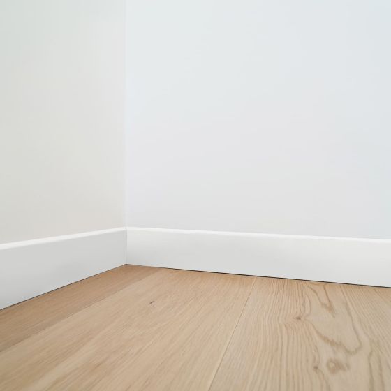 Arco 10cm fehér szegélyléc 2,4 m