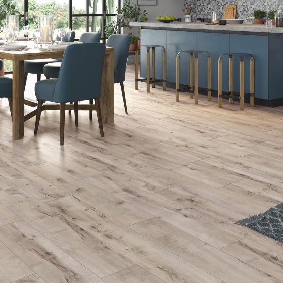 Wiparquet Resist Hause 8 mm vízálló laminált padló